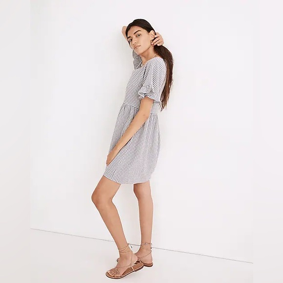 Ruffle-Sleeve Babydoll Dress in Seersucker Gingham - Picture 2 of 6